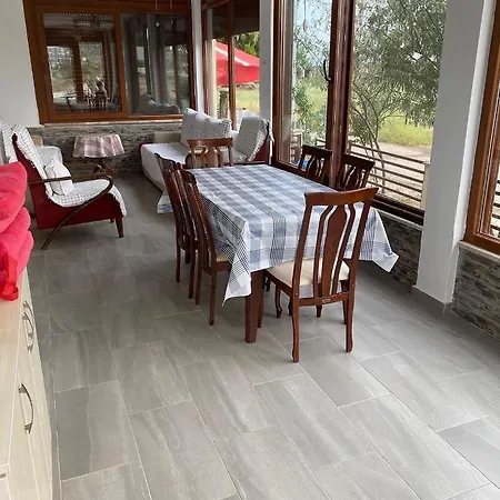 Erdeniz Ev *